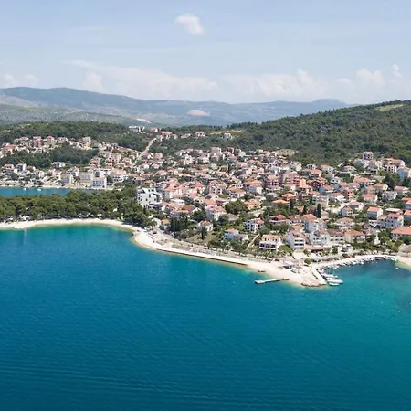 With A Parking Space Okrug Gornji, Ciovo - 10343 * Trogir
