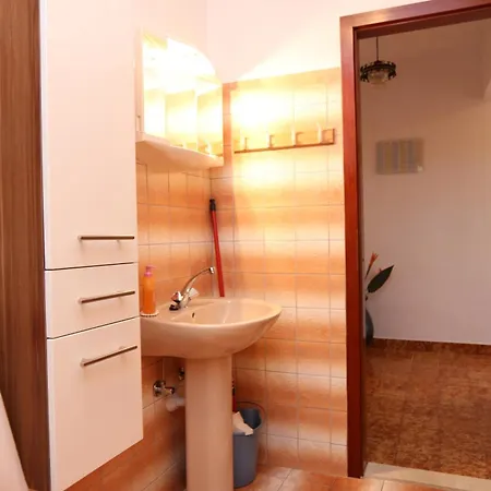 Appartement With A Parking Space Okrug Gornji, Ciovo - 10343 Trogir